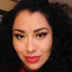 Meet your Posher, Daniela